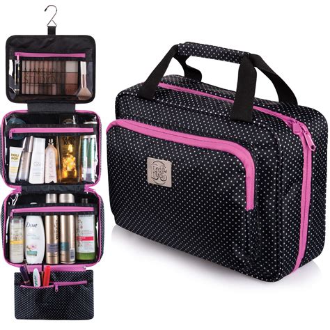 best hanging travel makeup bag.